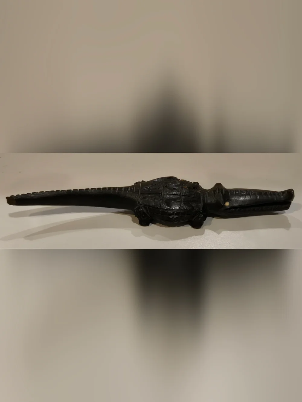 Black Crocodile-Shaped Reptile Décor and Hideaway
